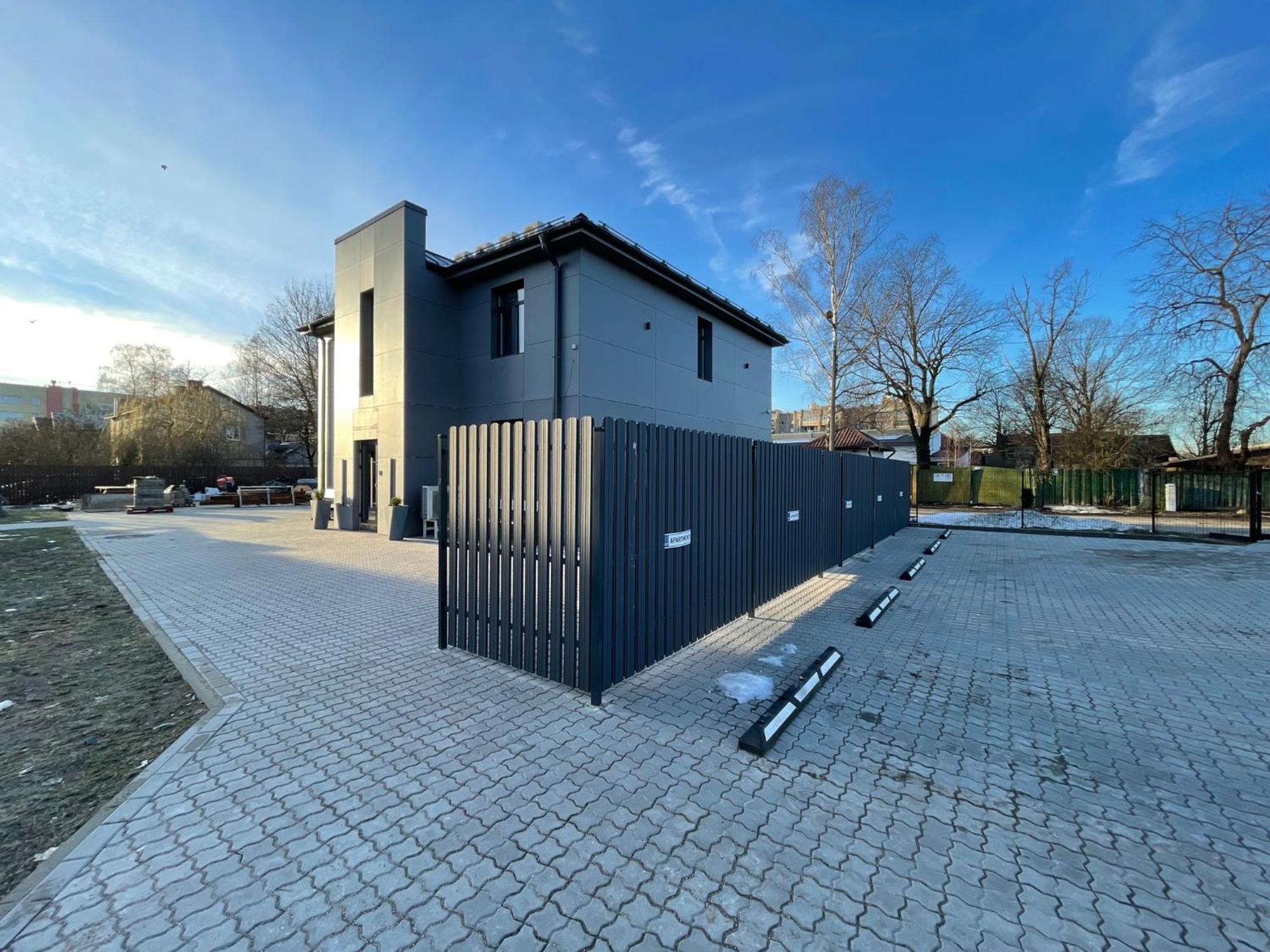 Brivibas - North & South, Free Privat Parking, Free Wifi, Self Check-in Huoneisto