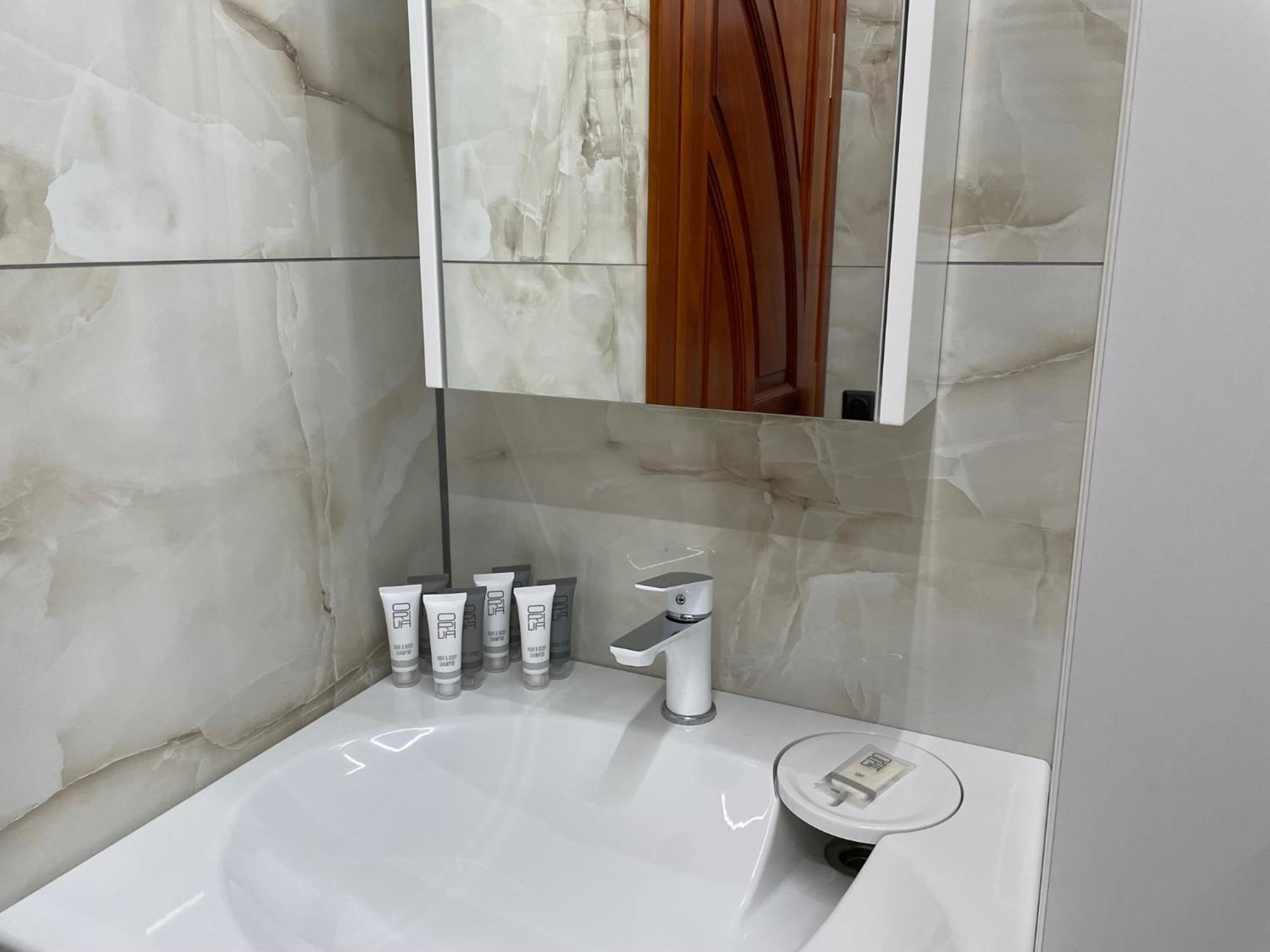 Brivibas - North & South, Free Privat Parking, Free Wifi, Self Check-in * Рига